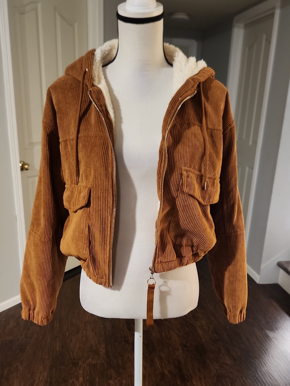 NWOT Ashley By 26 International Sherpa Lined Cognac Courdoroy Zip Hoodie Jacket - Picture 3 of 8